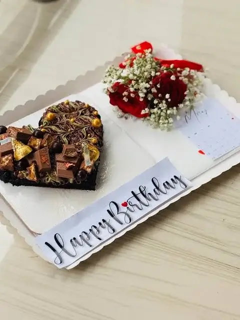 Custom Gift Hamper Karachi